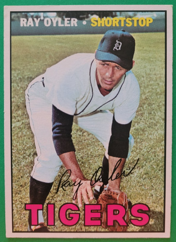 1967 topps ray oyler 352 - topps,
